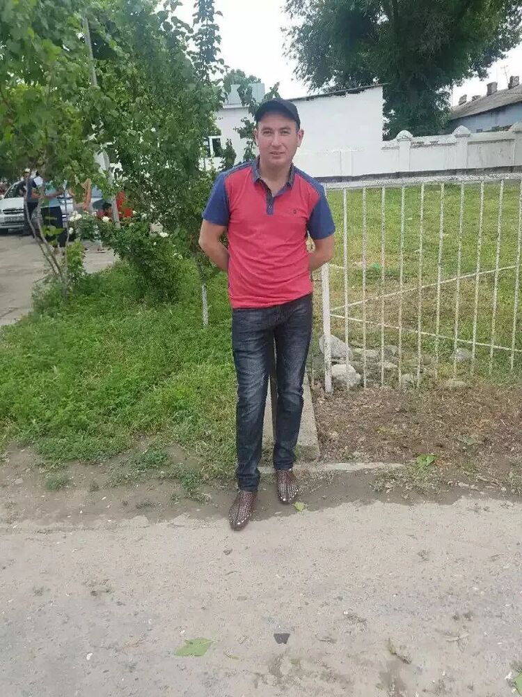  48847637  Alik, 37 ,    