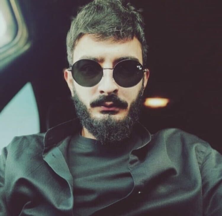  54122647  Mikeladzeh, 29 ,    