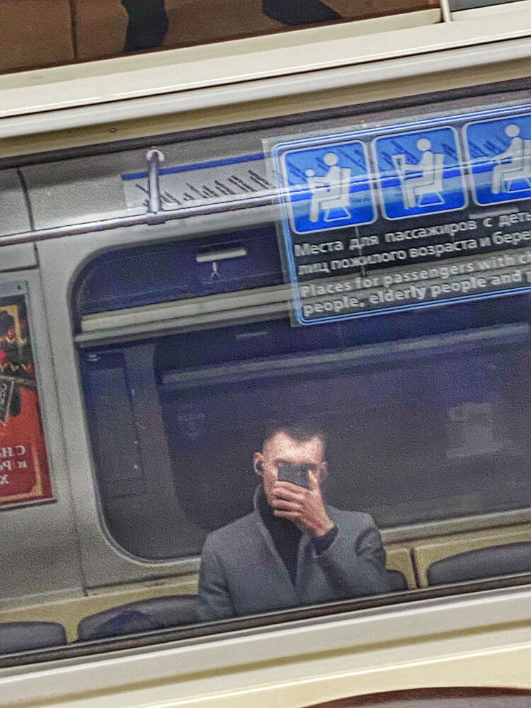  42237567  , 27 ,    