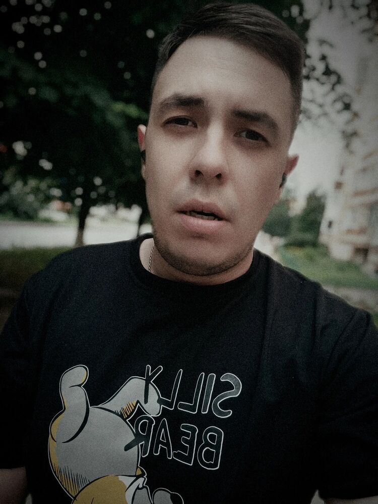  36168987  Hoffman, 30 ,    