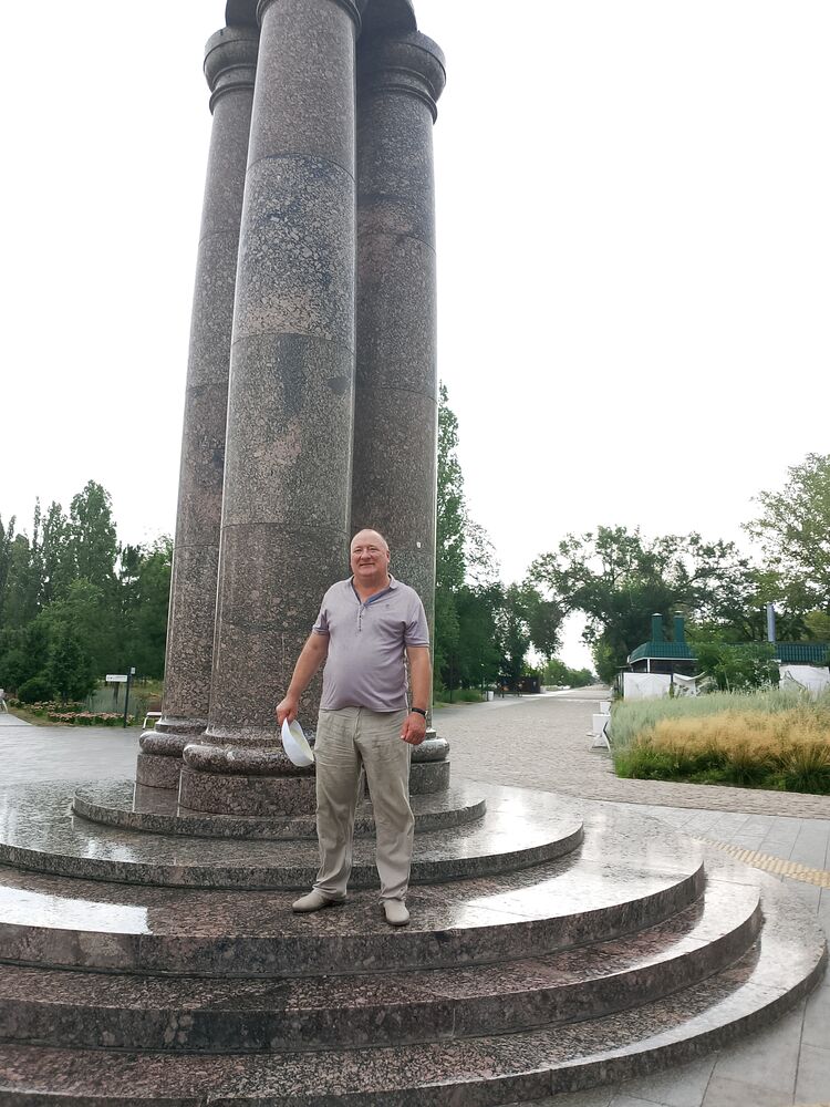  52999367  , 62 ,    --