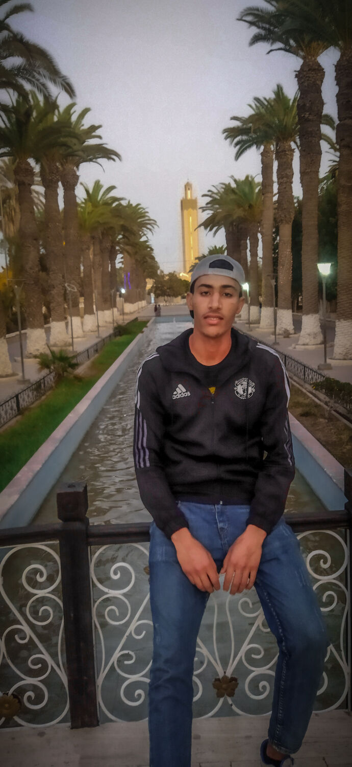  32219897  Ahmed, 23 ,    