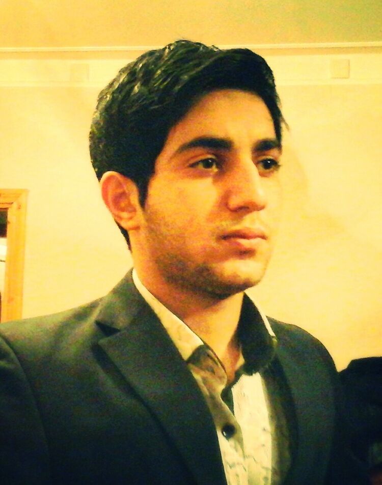  ,   Caki, 35 ,   