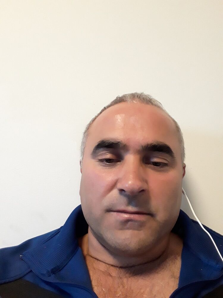  15859307  Edik, 52 ,    