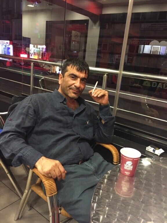  43931557  Artak, 51 ,    