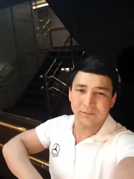  31749817  Botirjon, 33 ,    