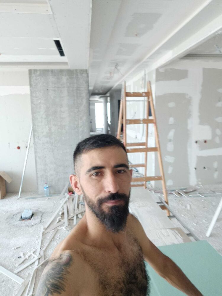  26656337  Muzaffer, 38 ,    
