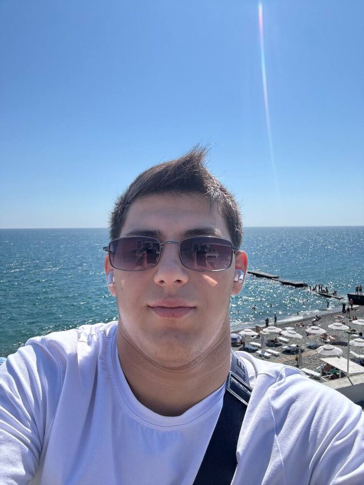  deleted,   Artem, 20 ,   ,   
