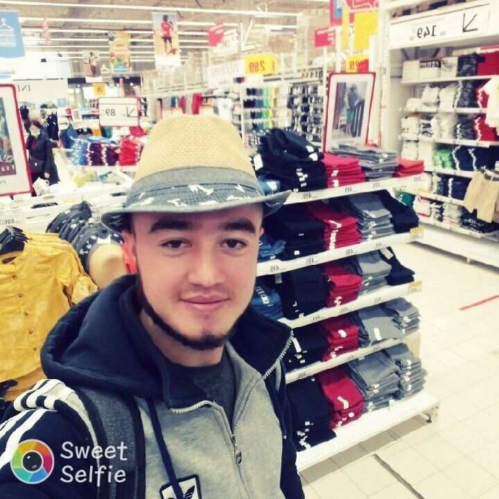  ,   Shavkat, 30 ,     