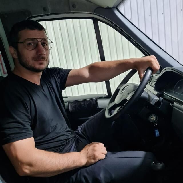 ,   Adam, 34 ,   ,   