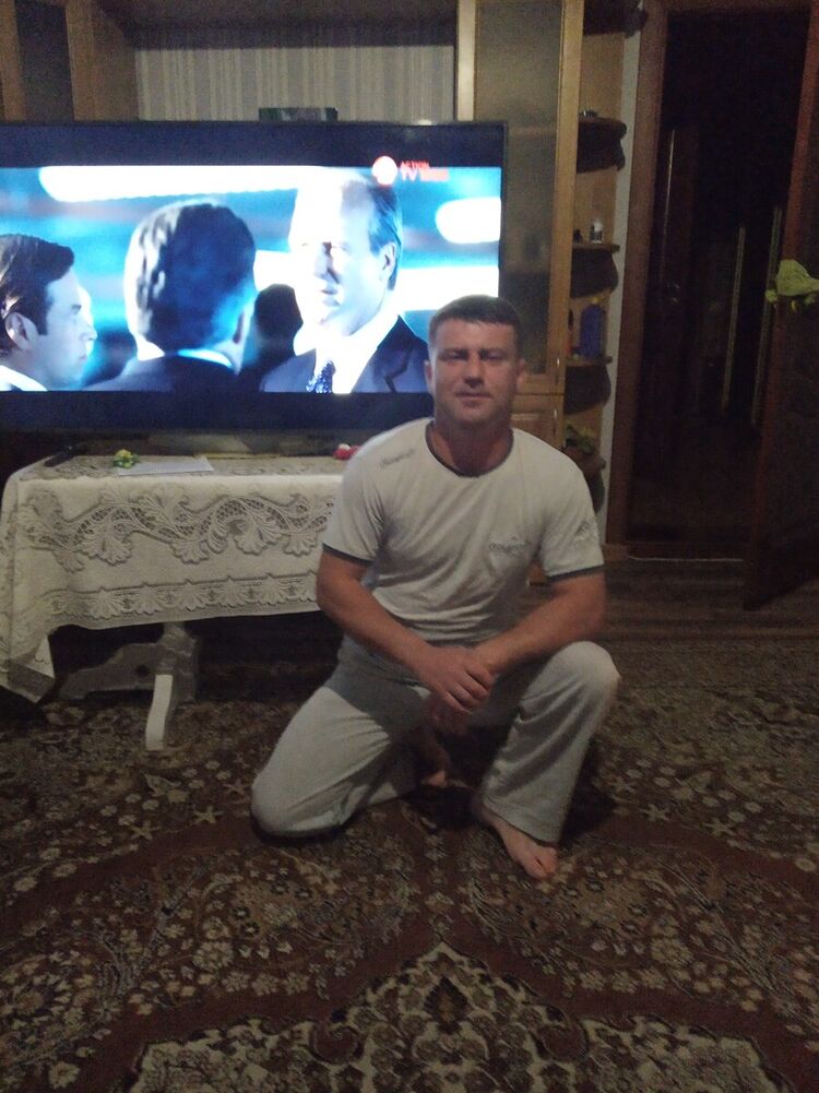  20561867  , 43 ,    