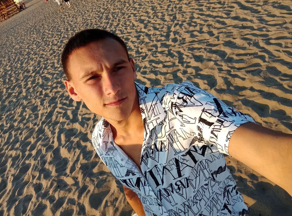  45618627  , 20 ,    
