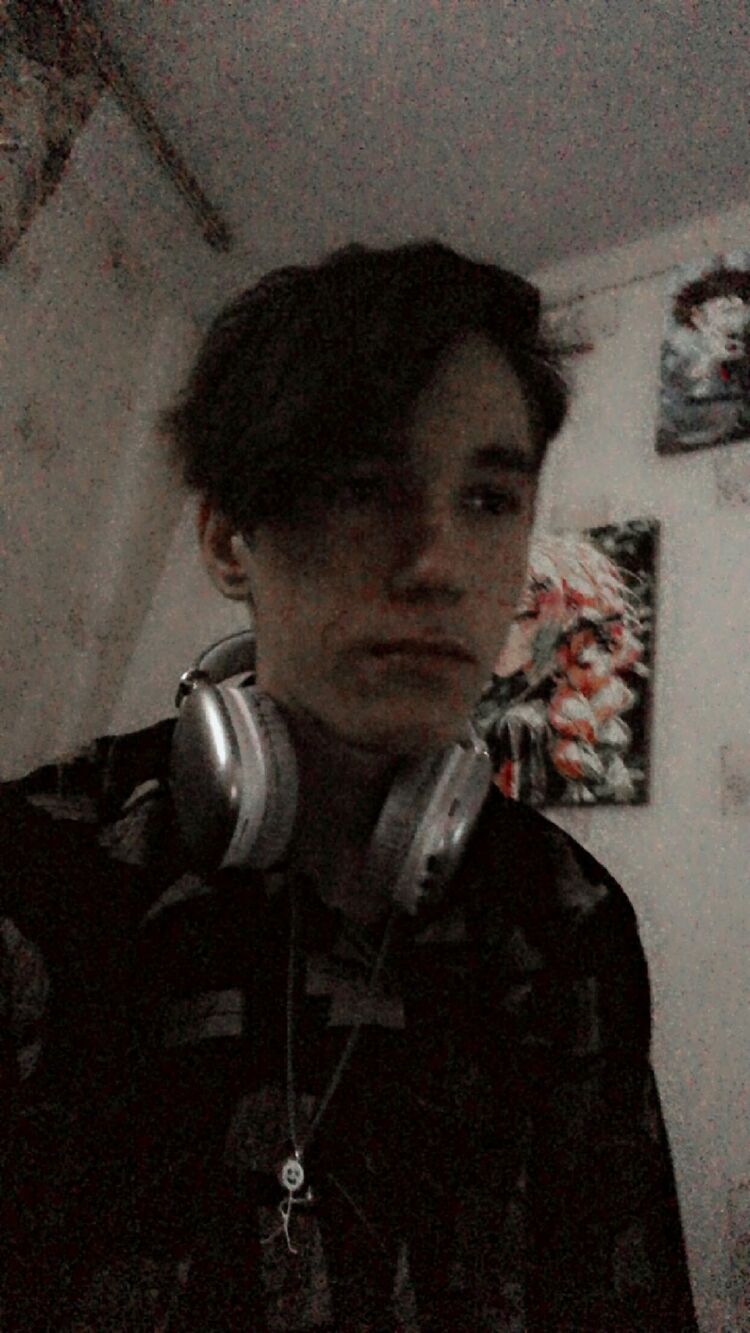  45916697  , 19 ,    