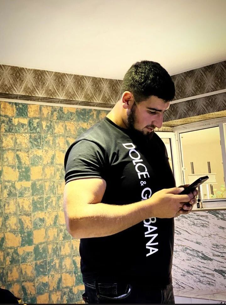  ,   Omar, 21 ,   ,   