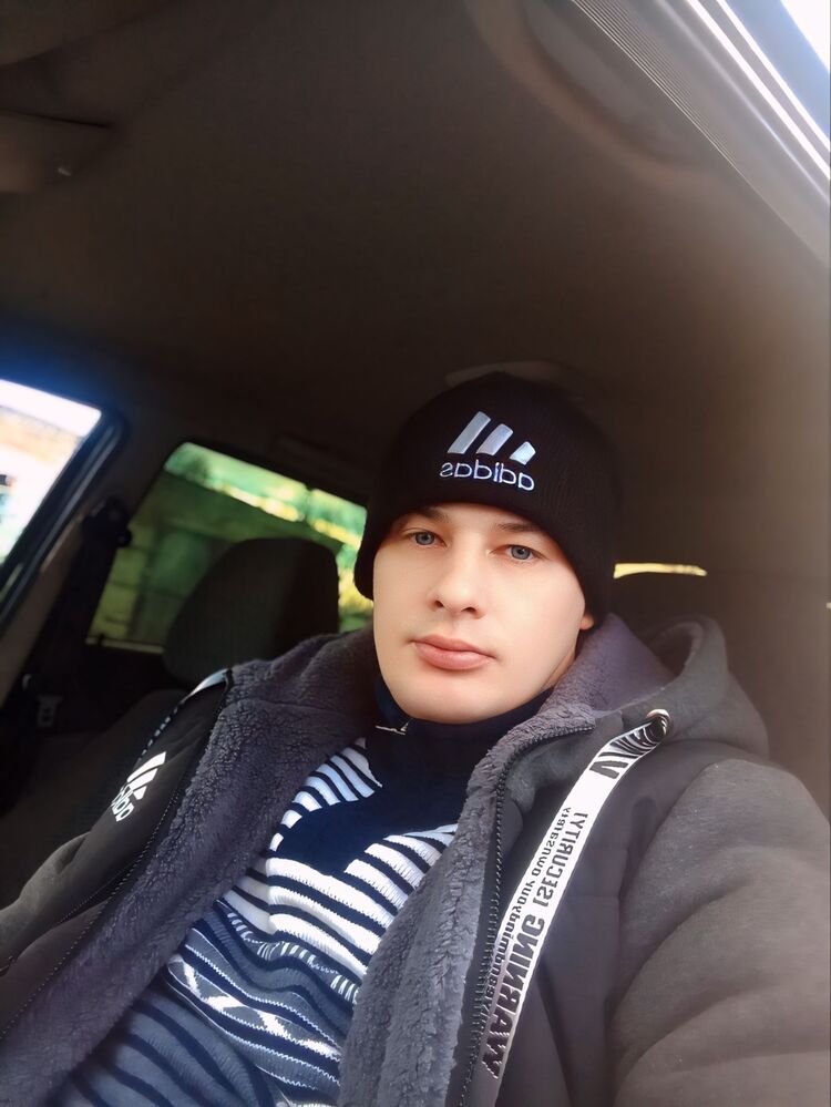  50110667  Kirill, 33 ,    