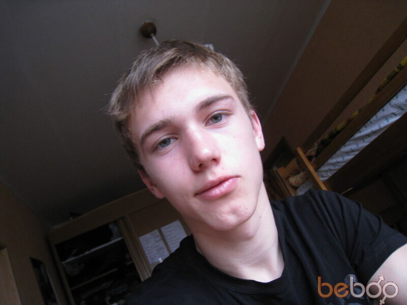  ,   Gruvy, 33 ,   