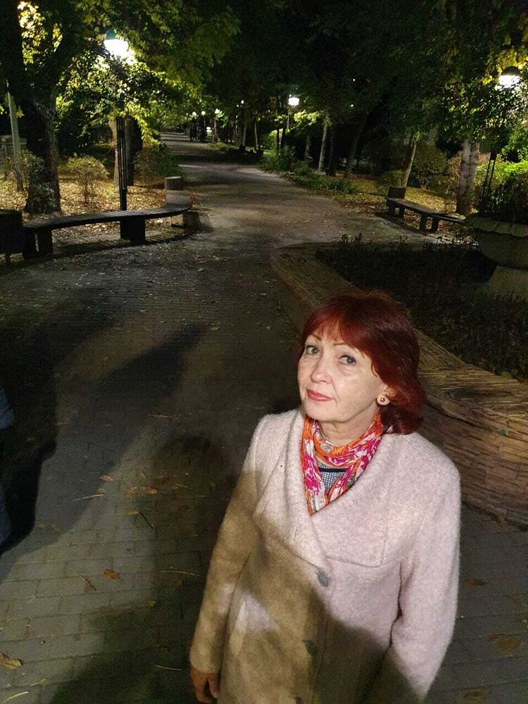  43493867  Irina, 55 ,    