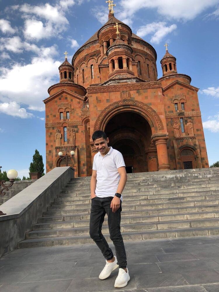  ,   Narek, 21 ,   ,   
