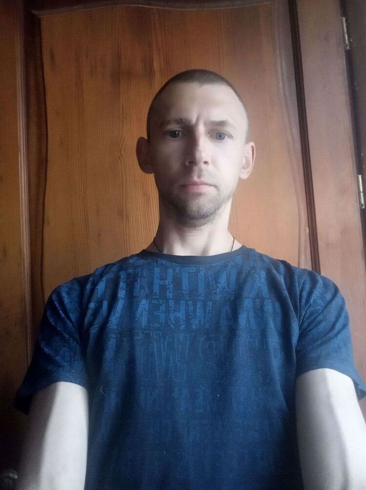  43477917  , 40 ,    