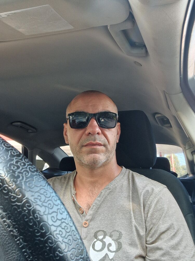  52167667  , 42 ,    