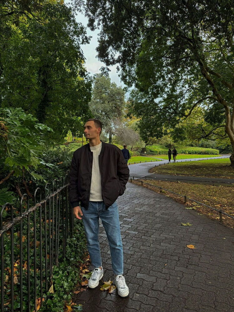  ,   John, 22 ,   ,   