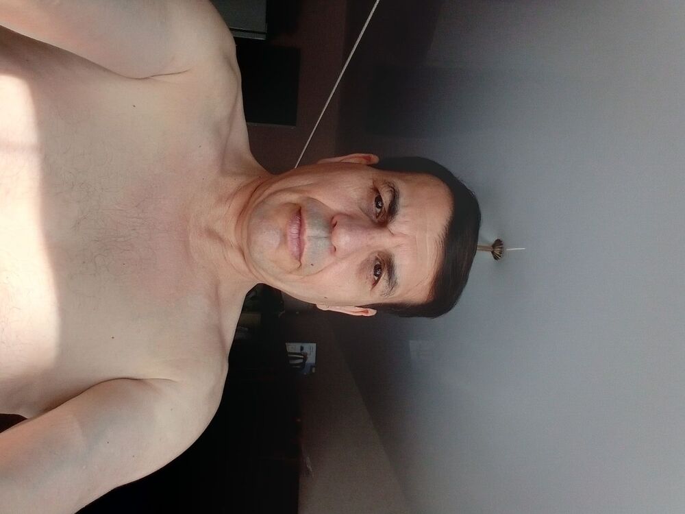  30421027  Idris, 55 ,    