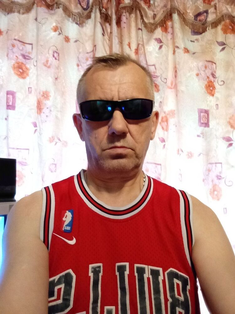  52901587  , 48 ,    -