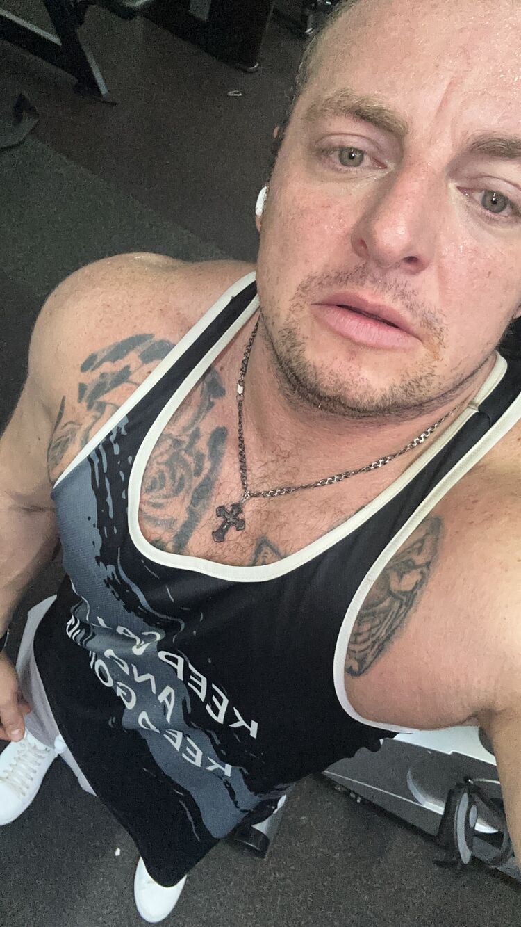  53525757  , 38 ,    