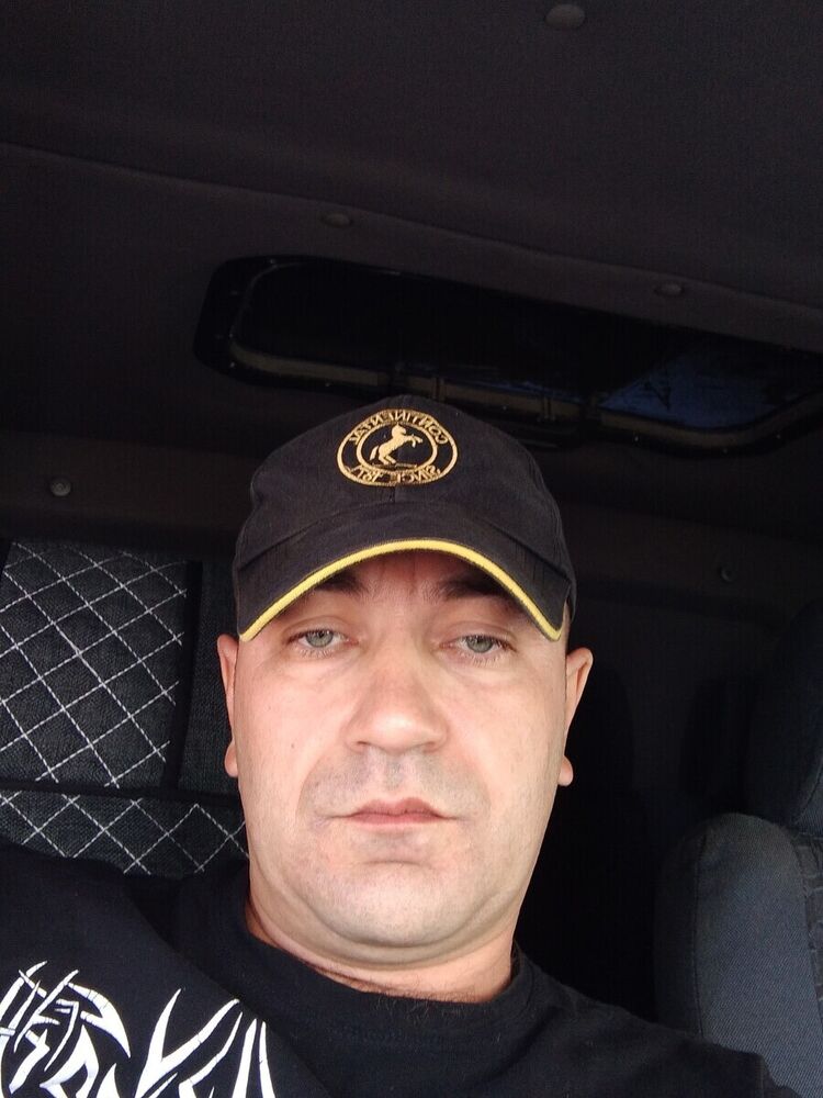  20768827  , 44 ,    