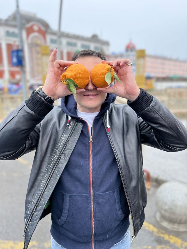  ,   Vlad, 30 ,   ,   