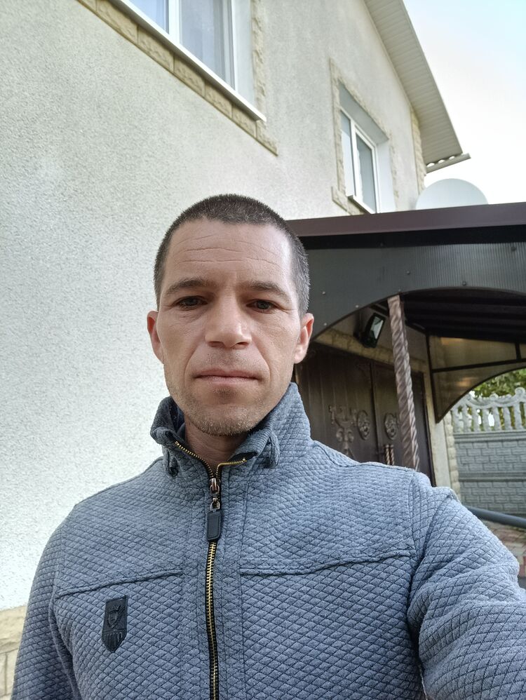  ,   Simion, 41 ,   ,   
