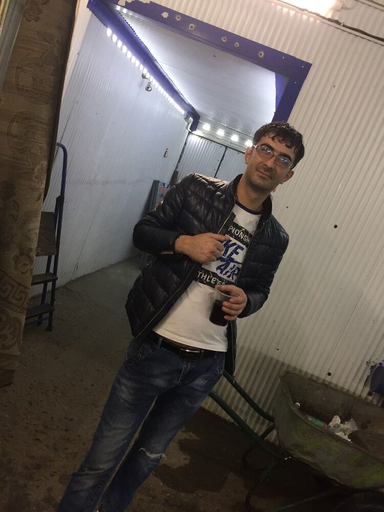  19142547  , 35 ,    