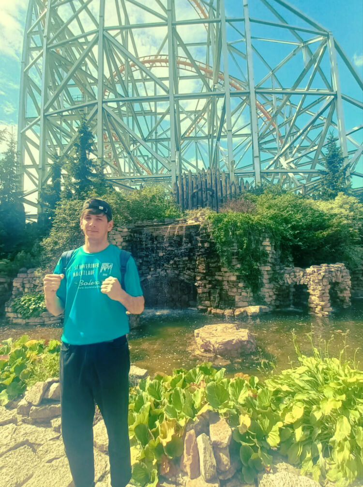  27683367  Sadriddin, 23 ,    -