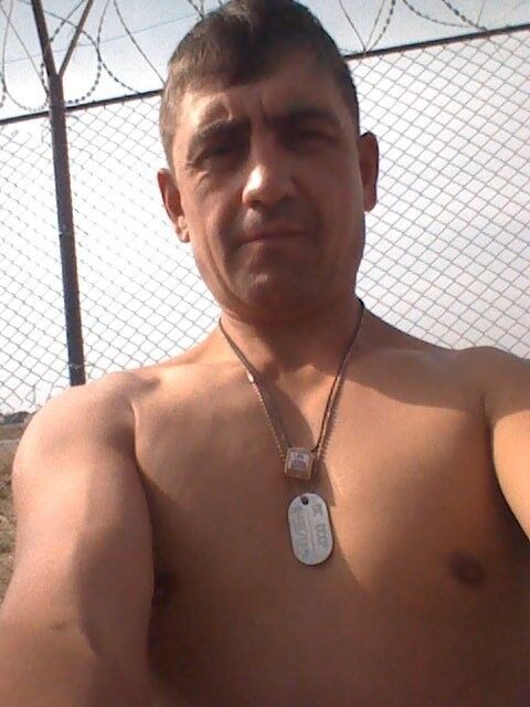  8428077  , 42 ,    