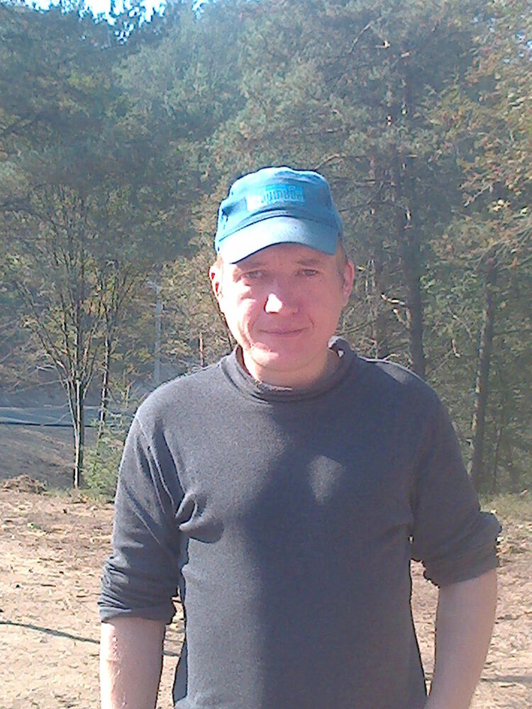  4935017  Saska, 43 ,    
