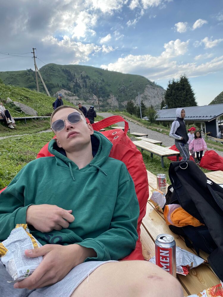  23980537  Nikita, 4 ,    