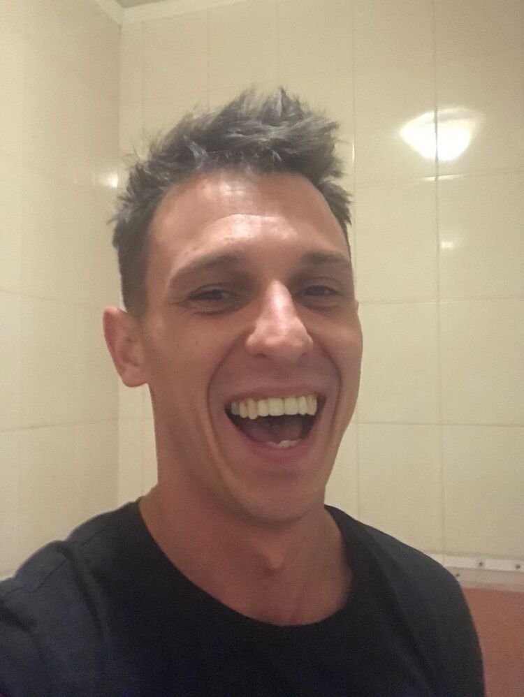  47652877  , 33 ,    