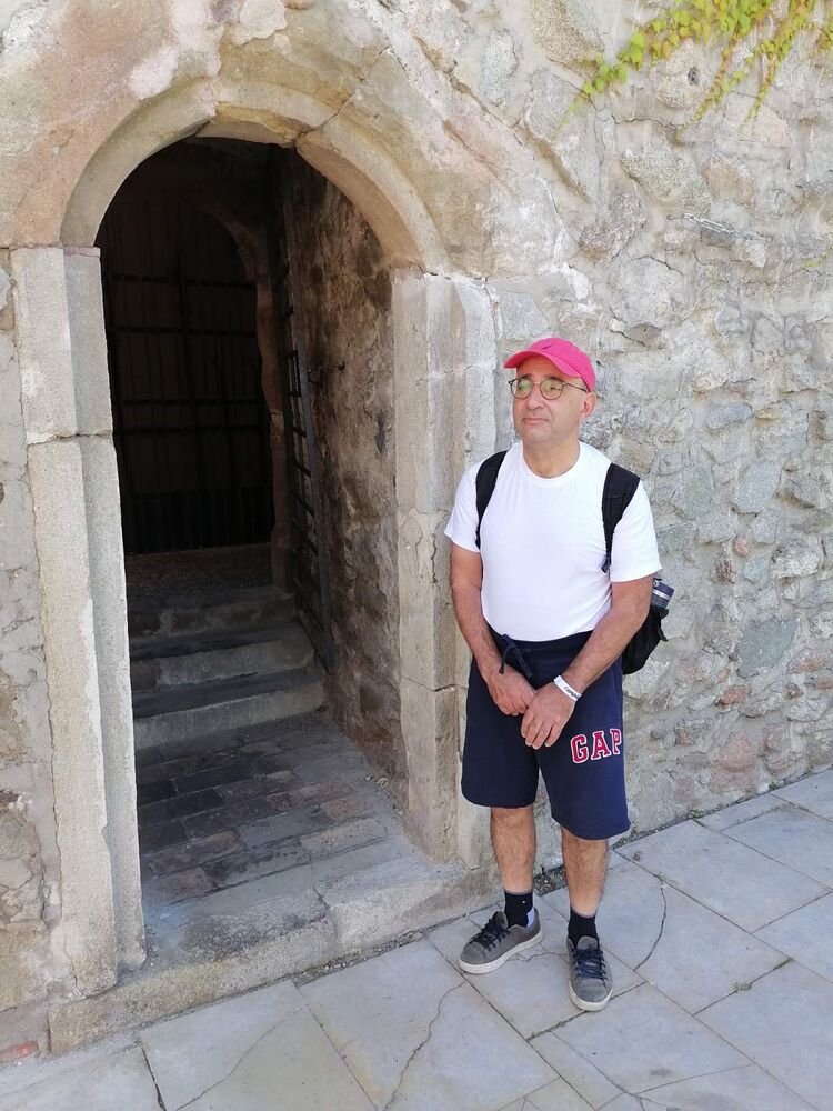  53679477  , 48 ,    New City