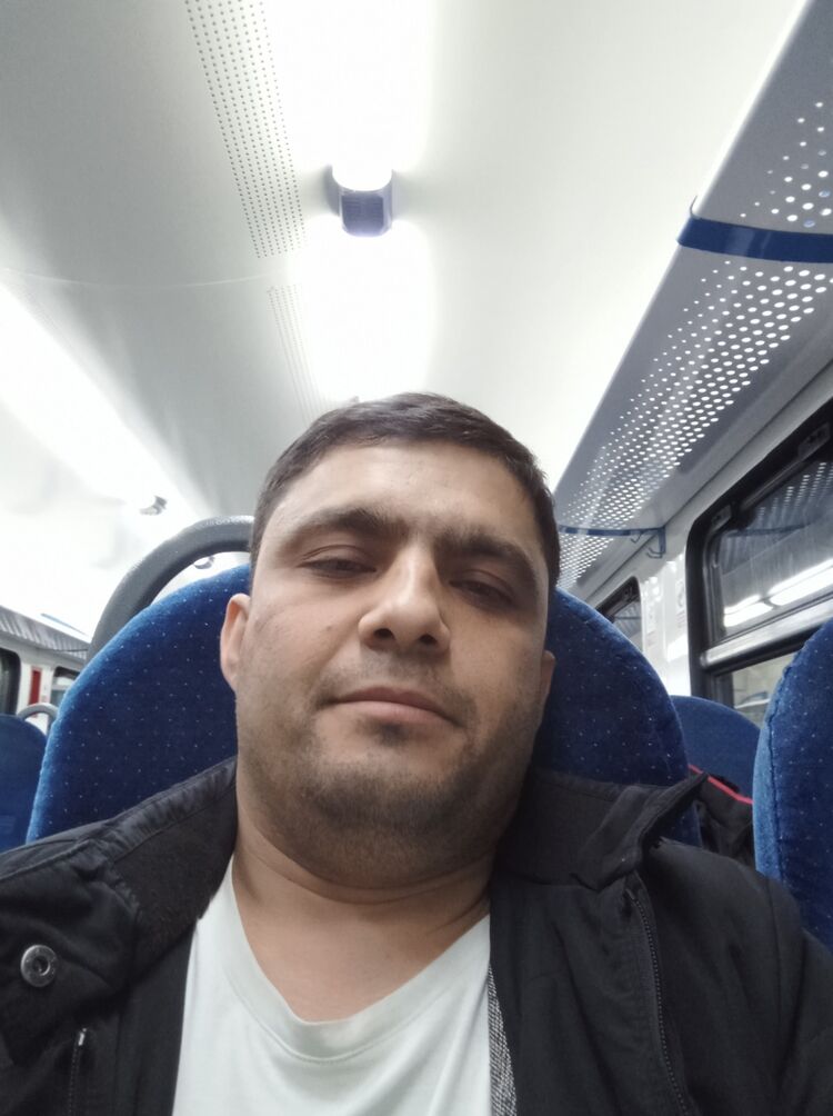  34098647  , 37 ,    