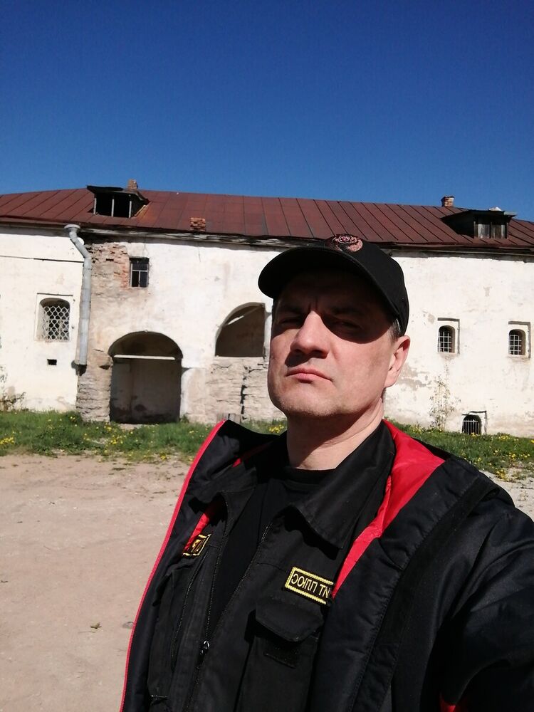  ,   Maksim, 53 ,   ,   , c 