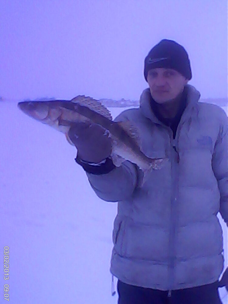  11472297  Vik, 47 ,    