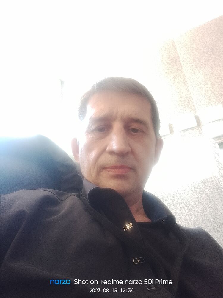  37108457  , 54 ,    