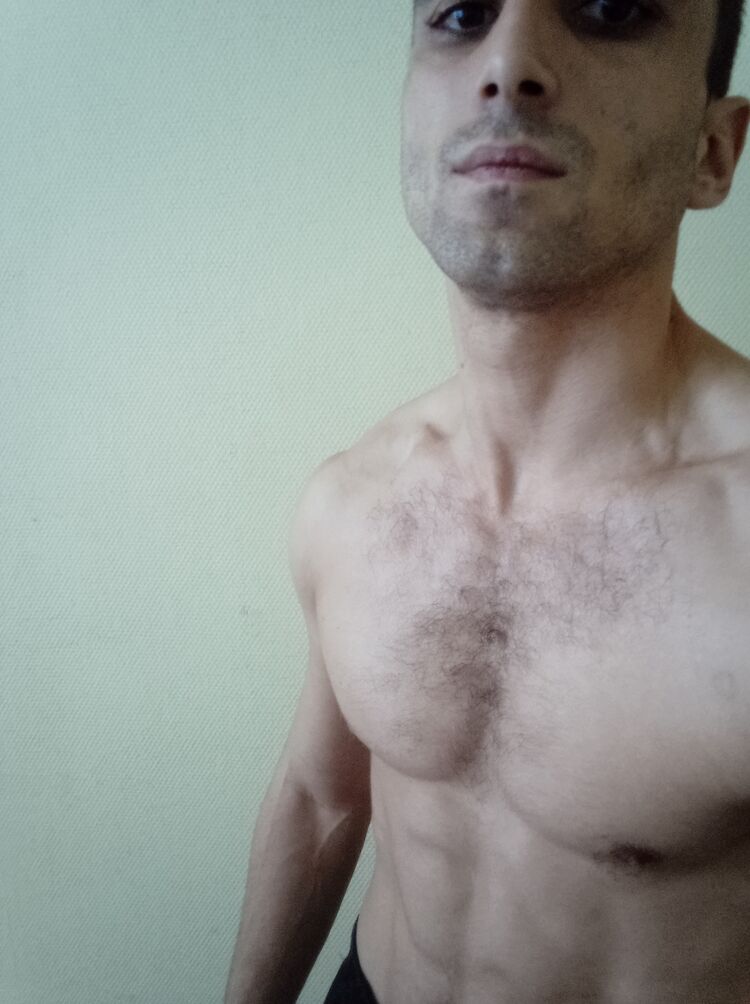  33410927  Guram, 27 ,    