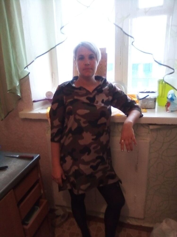  45295927  Varvara, 40 ,    
