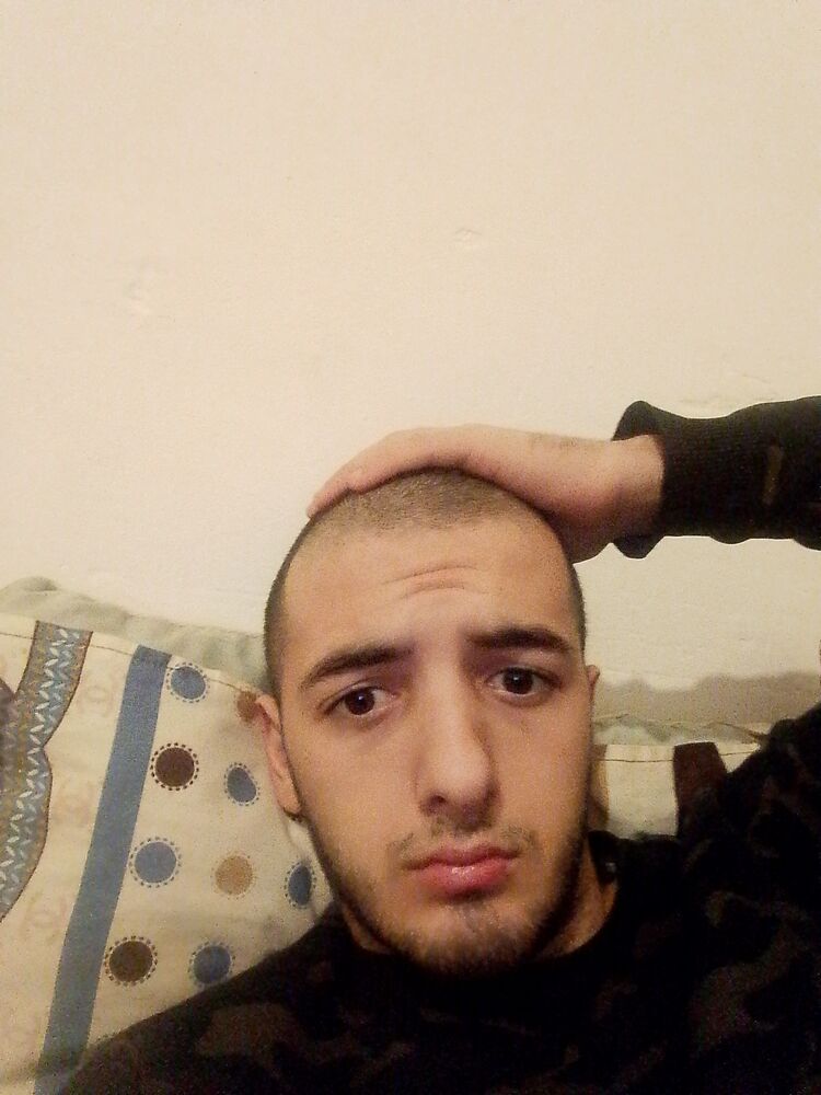  49507297  , 20 ,    