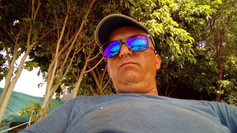  Limassol,   Charis, 51 ,   ,   , c 