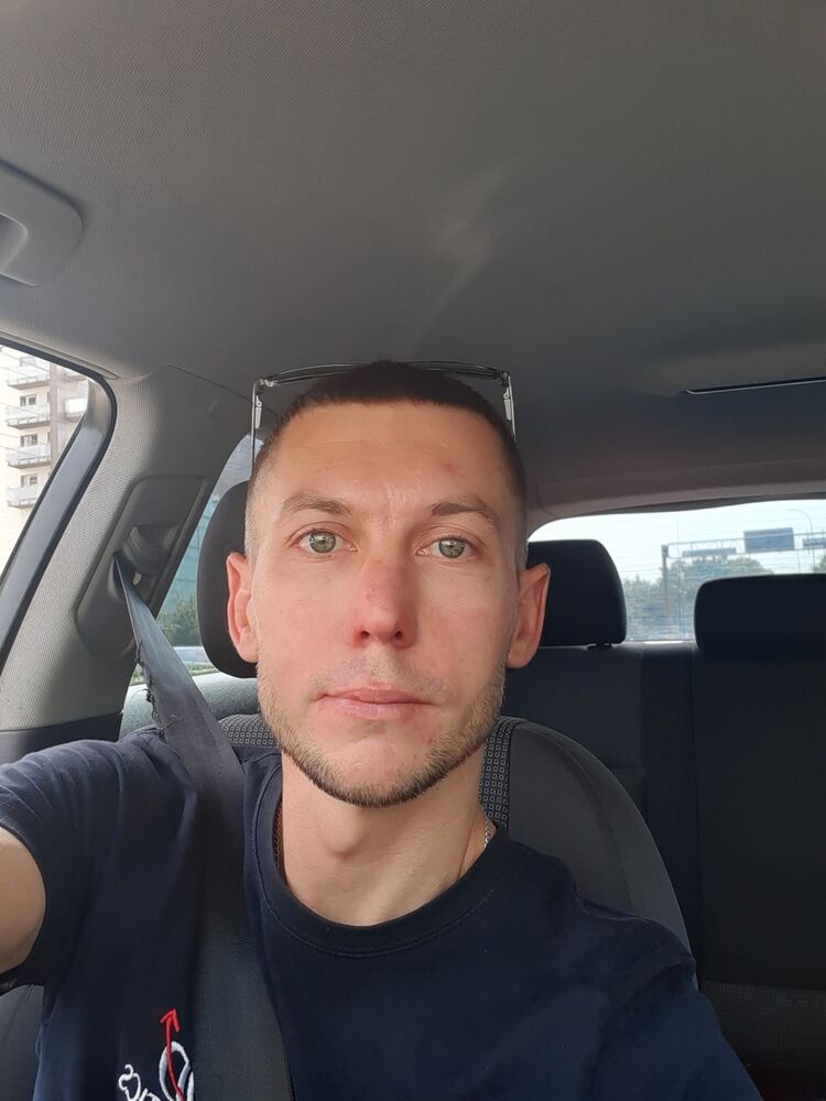 46781137  Vitalii, 38 ,    