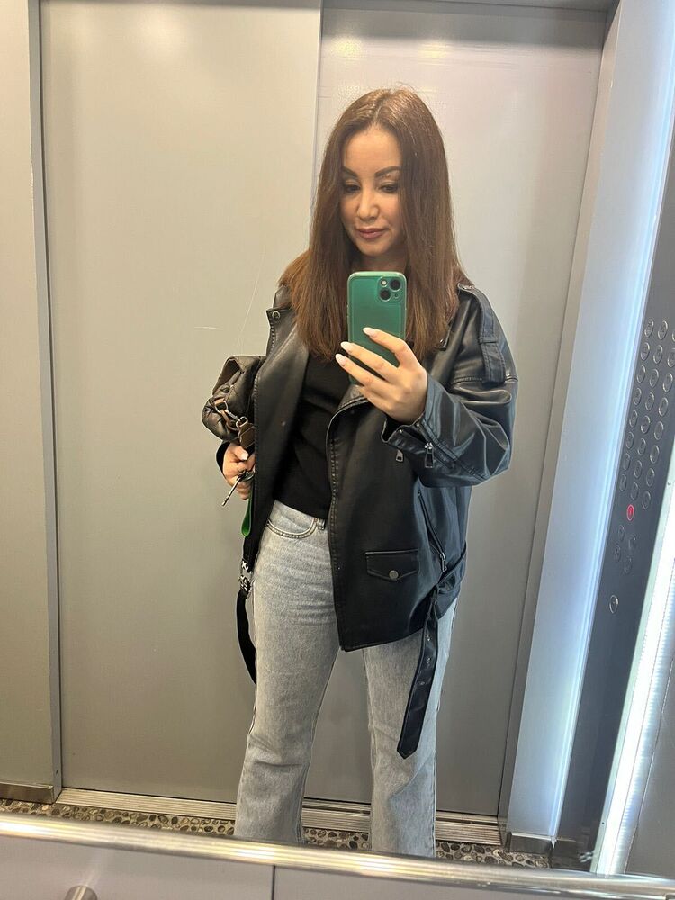  42424637  Zara, 39 ,    