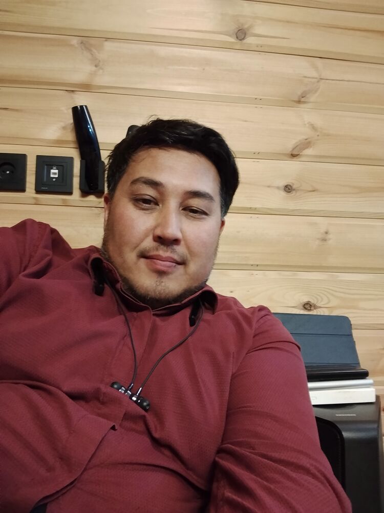  54459737  Dior, 31 ,    