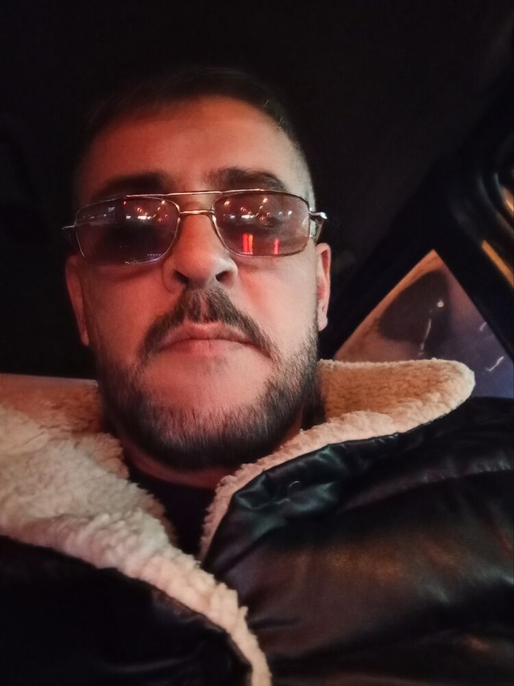  53709907  Ramin, 36 ,    